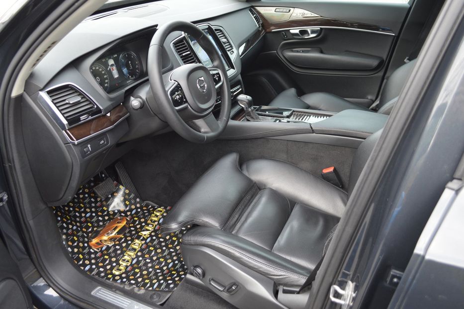 Продам Volvo XC90 2018 года в Одессе