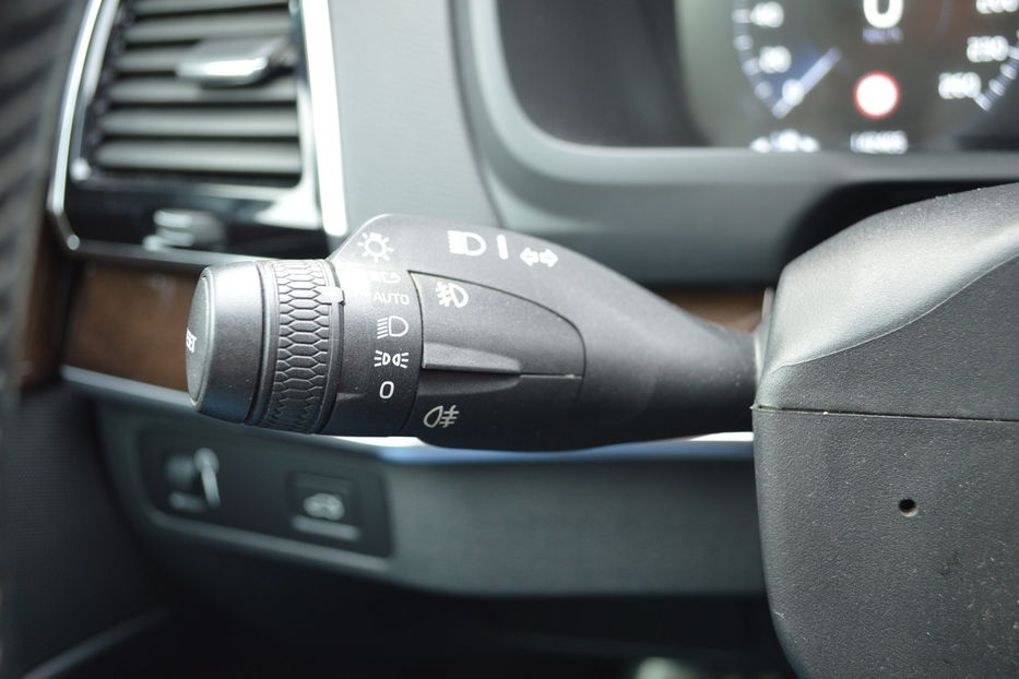 Продам Volvo XC90 2018 года в Одессе