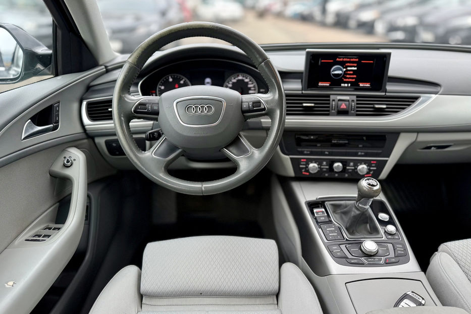 Продам Audi A6  2.0 TDI АТ (177 к.с.) 2014 года в Киеве