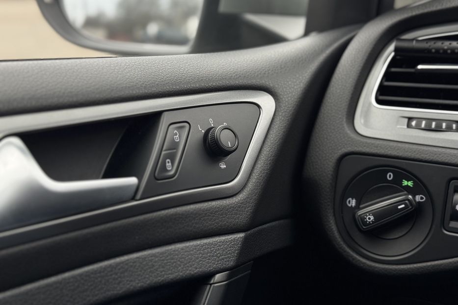 Продам Volkswagen Golf VII COMIS 2014 года в г. Умань, Черкасская область