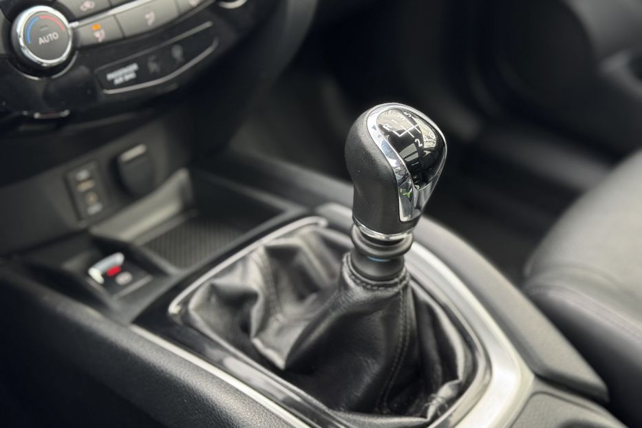 Продам Nissan X-Trail COMIS  2015 года в г. Умань, Черкасская область