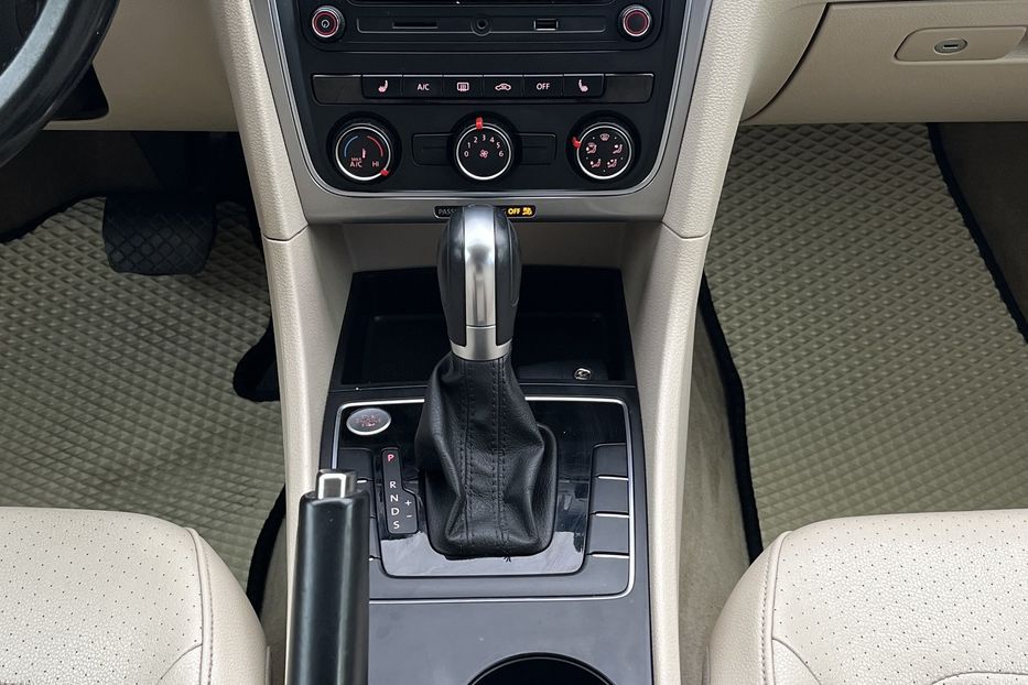 Продам Volkswagen Passat B7 SE 2015 года в Николаеве