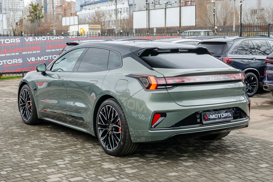 Продам Tesla Model S ZEEKR 001 YOU 100kWh 2024 года в Киеве