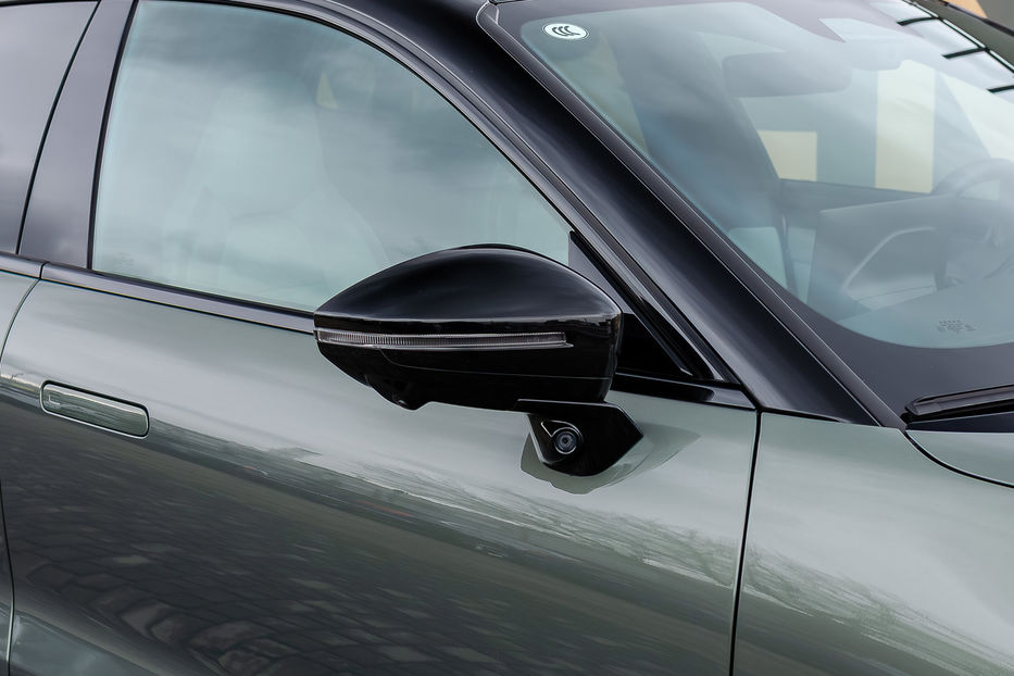 Продам Tesla Model S ZEEKR 001 YOU 100kWh 2024 года в Киеве