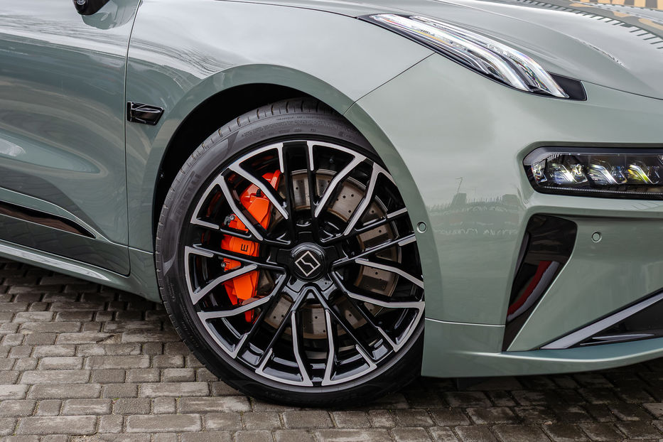 Продам Tesla Model S ZEEKR 001 YOU 100kWh 2024 года в Киеве