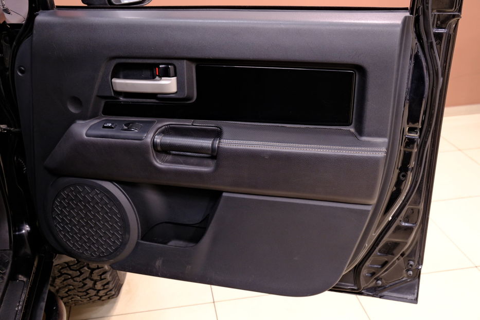 Продам Toyota FJ Cruiser 2008 года в Одессе