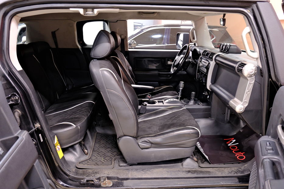 Продам Toyota FJ Cruiser 2008 года в Одессе