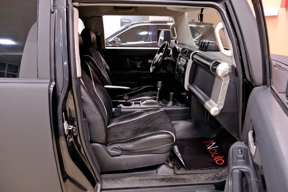 Продам Toyota FJ Cruiser 2008 года в Одессе