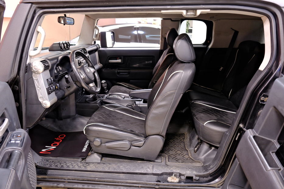 Продам Toyota FJ Cruiser 2008 года в Одессе