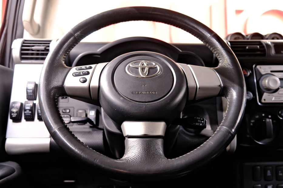 Продам Toyota FJ Cruiser 2008 года в Одессе