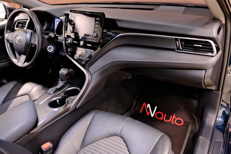 Продам Toyota Camry XV75 2021 года в Одессе