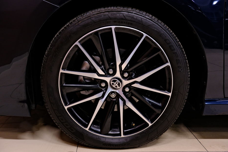 Продам Toyota Camry XV75 2021 года в Одессе