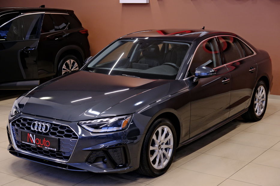 Продам Audi A4 40TFSI 2023 года в Одессе