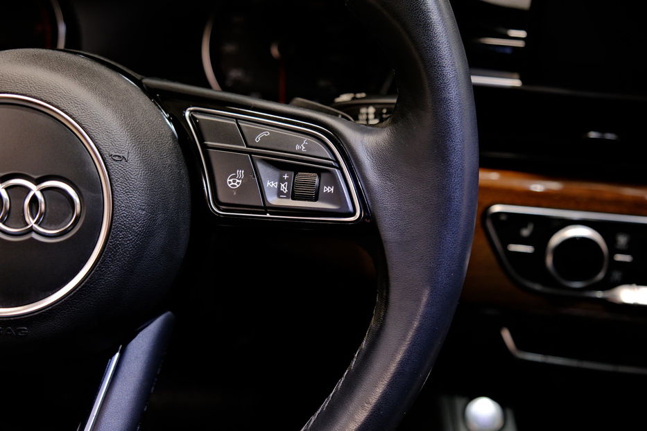 Продам Audi A4 40TFSI 2023 года в Одессе