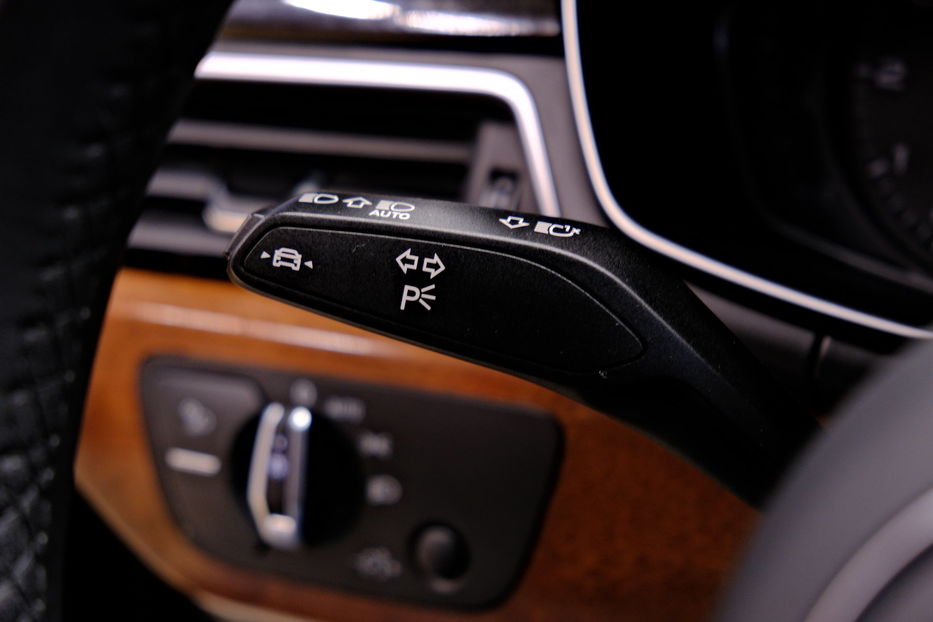 Продам Audi A4 40TFSI 2023 года в Одессе