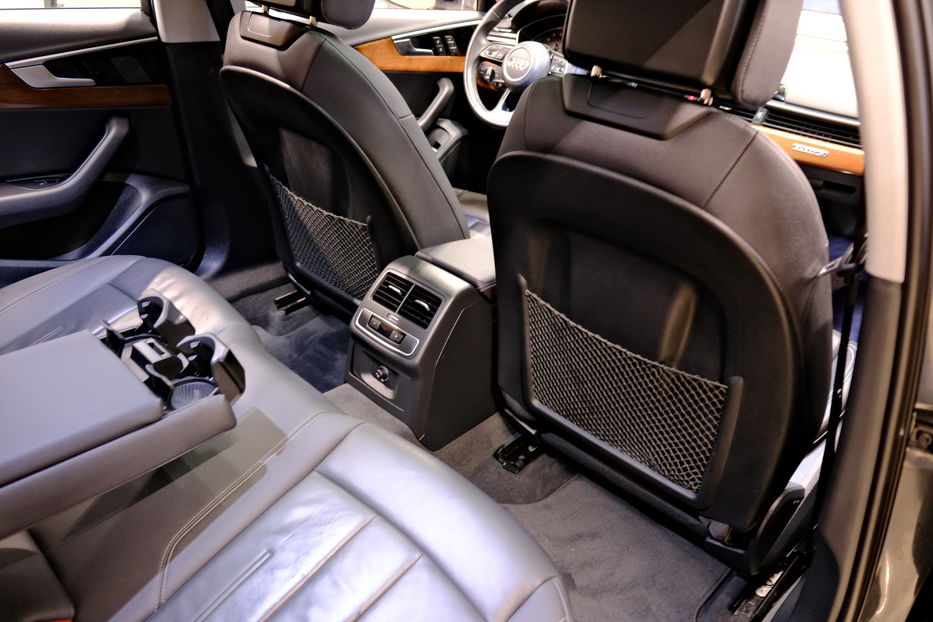 Продам Audi A4 40TFSI 2023 года в Одессе