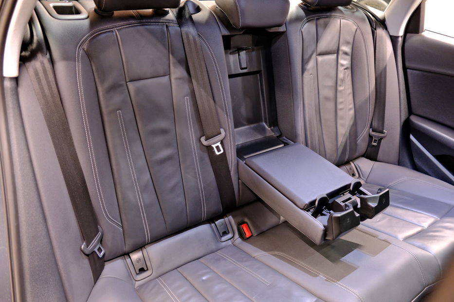 Продам Audi A4 40TFSI 2023 года в Одессе