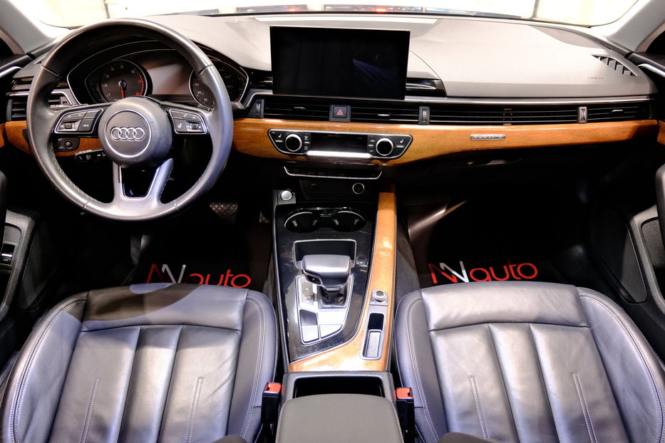 Продам Audi A4 40TFSI 2023 года в Одессе