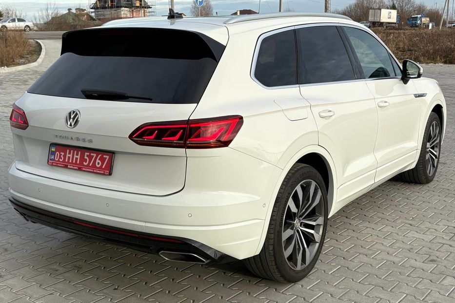 Продам Volkswagen Touareg R-LINE WEBASTO PANORAMA 210KW 2019 года в Львове