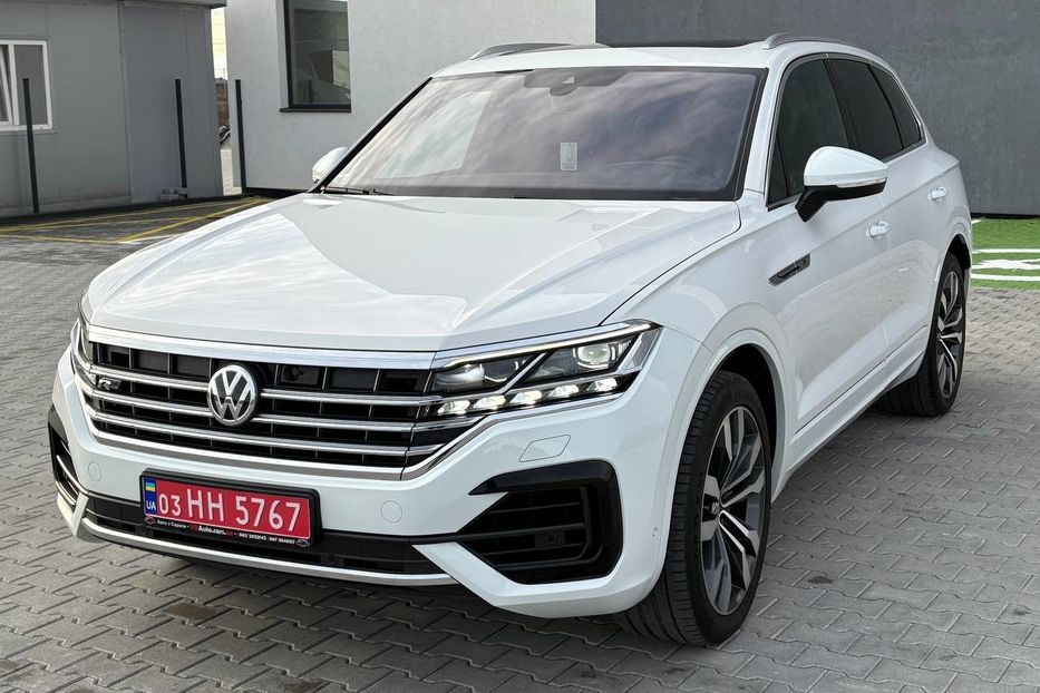 Продам Volkswagen Touareg R-LINE WEBASTO PANORAMA 210KW 2019 года в Львове