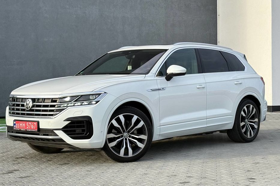 Продам Volkswagen Touareg R-LINE WEBASTO PANORAMA 210KW 2019 года в Львове