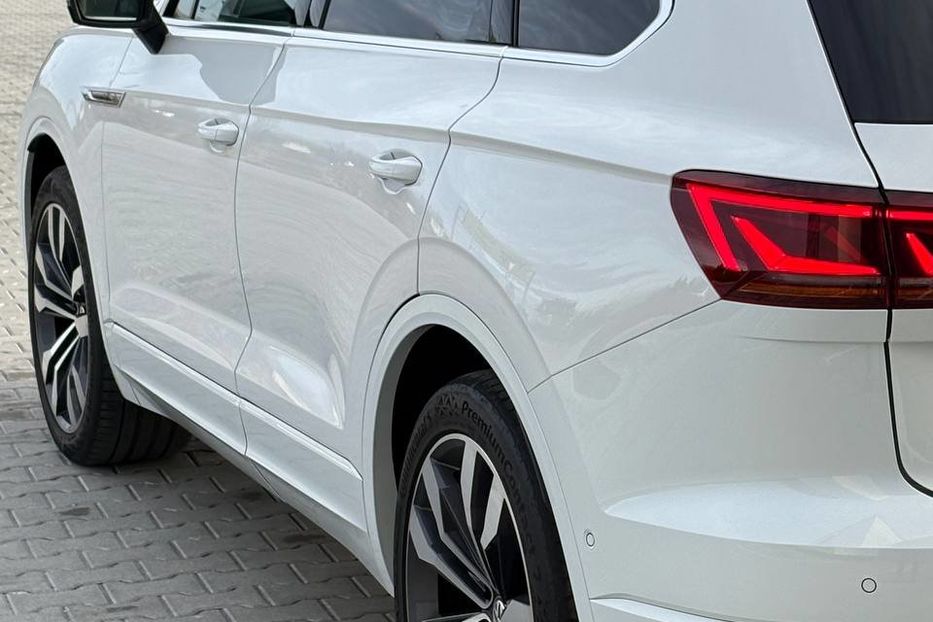 Продам Volkswagen Touareg R-LINE WEBASTO PANORAMA 210KW 2019 года в Львове