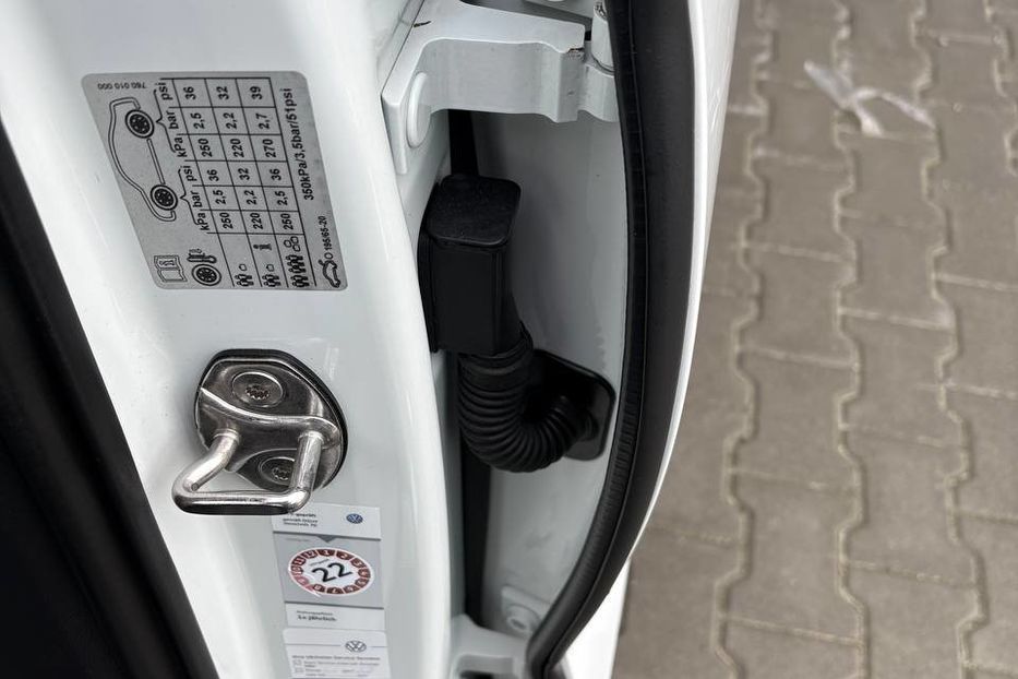 Продам Volkswagen Touareg R-LINE WEBASTO PANORAMA 210KW 2019 года в Львове