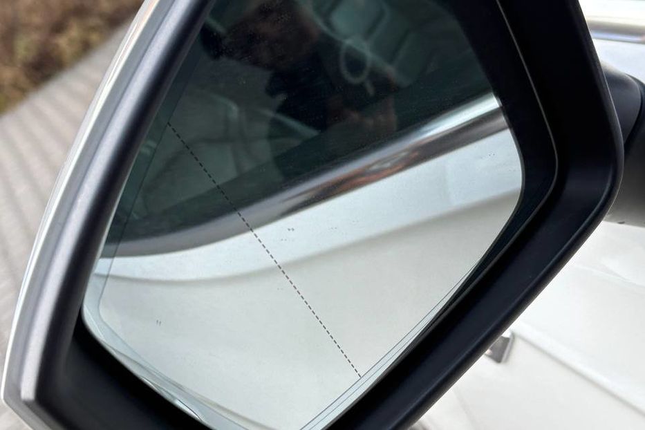 Продам Volkswagen Touareg R-LINE WEBASTO PANORAMA 210KW 2019 года в Львове