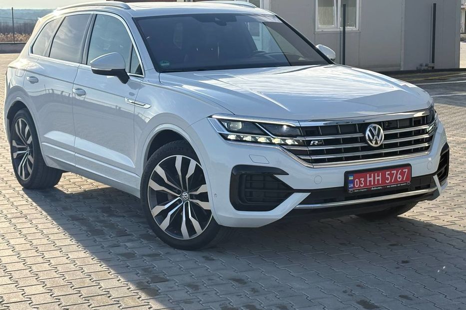 Продам Volkswagen Touareg R-LINE WEBASTO PANORAMA 210KW 2019 года в Львове