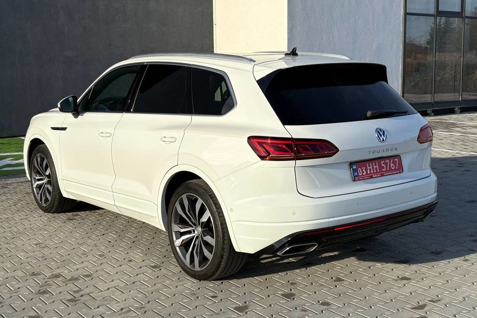 Продам Volkswagen Touareg R-LINE WEBASTO PANORAMA 210KW 2019 года в Львове