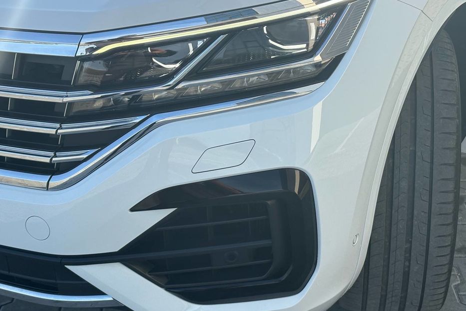 Продам Volkswagen Touareg R-LINE WEBASTO PANORAMA 210KW 2019 года в Львове