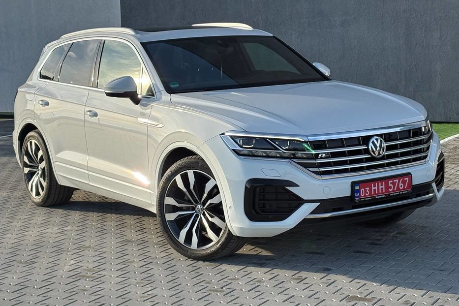 Продам Volkswagen Touareg R-LINE WEBASTO PANORAMA 210KW 2019 года в Львове