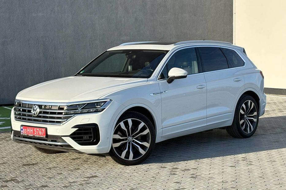 Продам Volkswagen Touareg R-LINE WEBASTO PANORAMA 210KW 2019 года в Львове