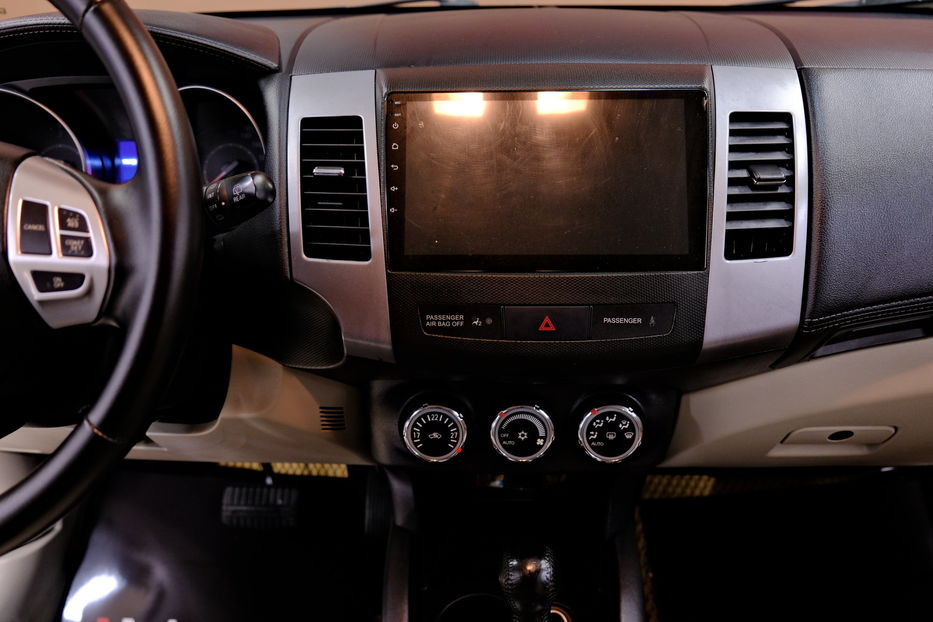 Продам Mitsubishi Outlander 2011 года в Одессе