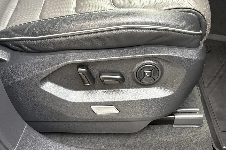 Продам Volkswagen Touareg R-LINE WEBASTO PANORAMA 210KW 2019 года в Львове