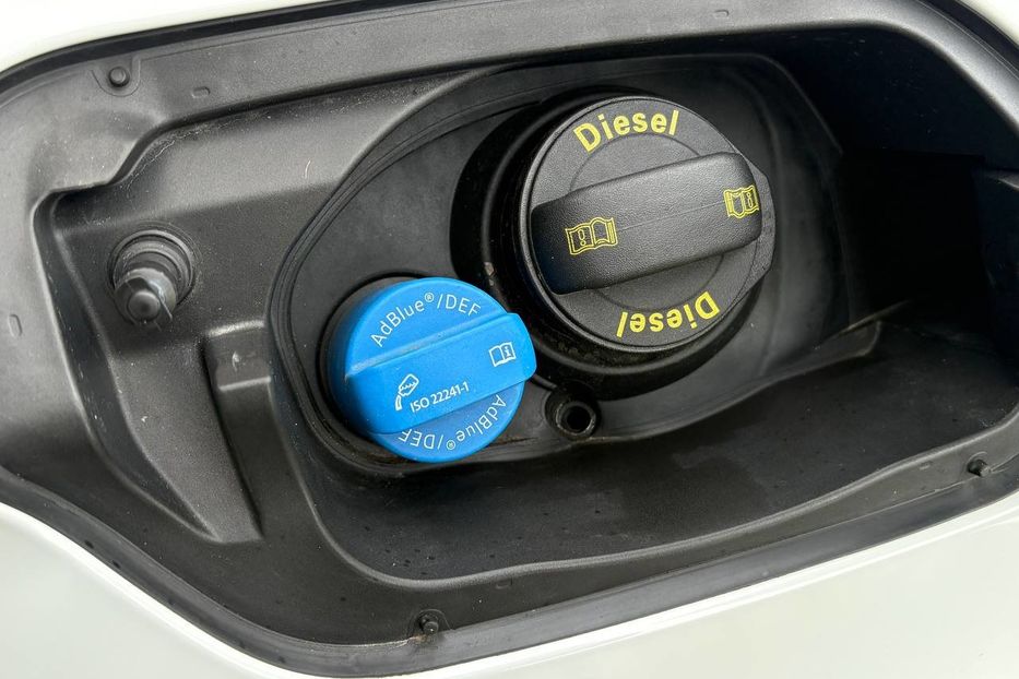 Продам Volkswagen Touareg R-LINE WEBASTO PANORAMA 210KW 2019 года в Львове