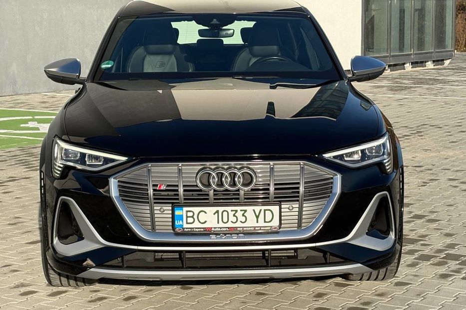 Продам Audi E-Tron E-TRON S 370KW S-LINE NE MALOV 2021 года в Львове