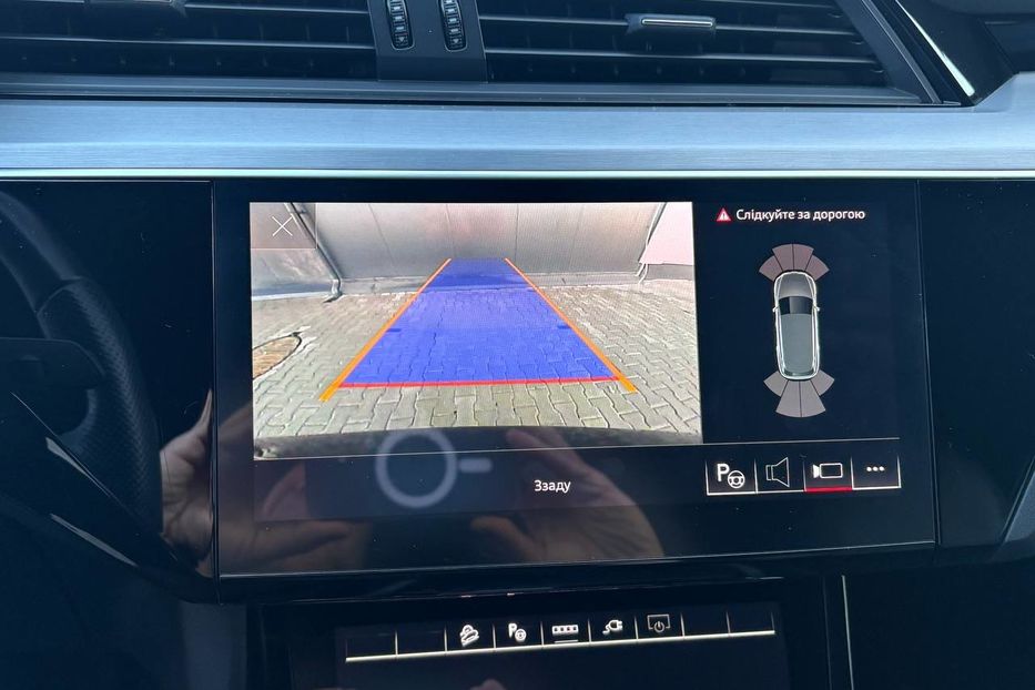 Продам Audi E-Tron E-TRON S 370KW S-LINE NE MALOV 2021 года в Львове