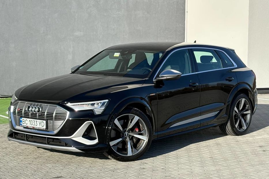 Продам Audi E-Tron E-TRON S 370KW S-LINE NE MALOV 2021 года в Львове