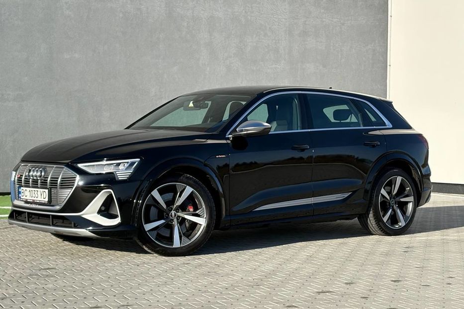 Продам Audi E-Tron E-TRON S 370KW S-LINE NE MALOV 2021 года в Львове