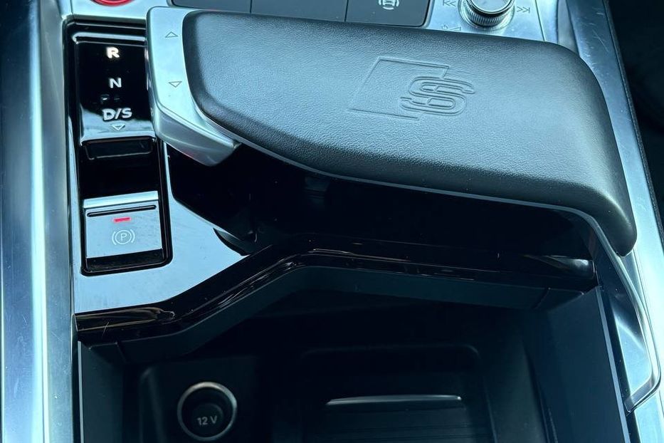 Продам Audi E-Tron E-TRON S 370KW S-LINE NE MALOV 2021 года в Львове