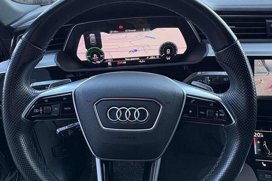 Продам Audi E-Tron E-TRON S 370KW S-LINE NE MALOV 2021 года в Львове