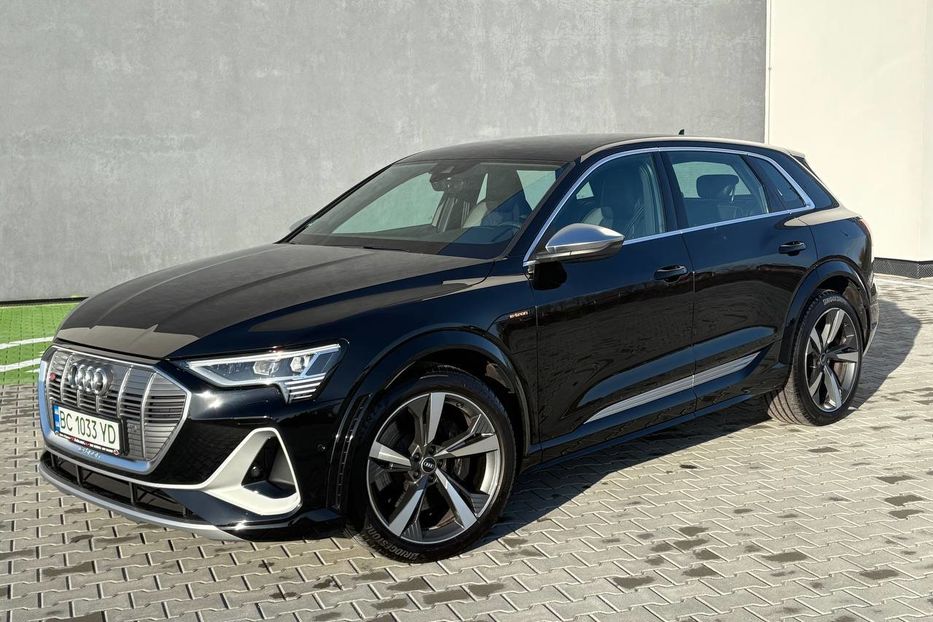 Продам Audi E-Tron E-TRON S 370KW S-LINE NE MALOV 2021 года в Львове