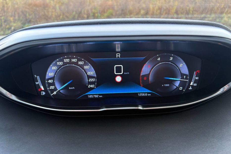 Продам Peugeot 5008 5008Active 1.5HDi 96KW AT8  2020 года в Львове