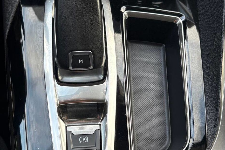 Продам Peugeot 5008 5008Active 1.5HDi 96KW AT8  2020 года в Львове