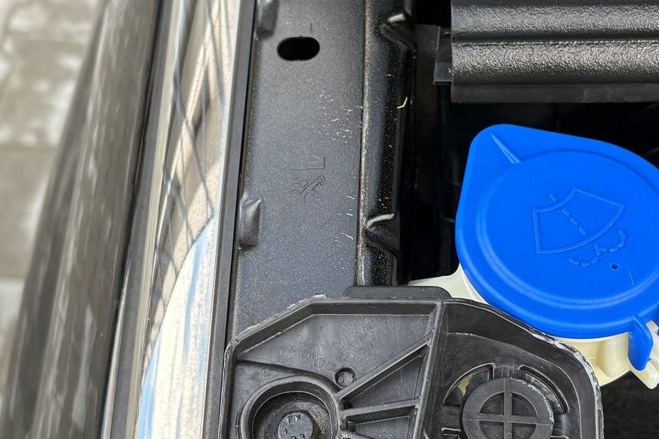 Продам Peugeot 5008 5008Active 1.5HDi 96KW AT8  2020 года в Львове