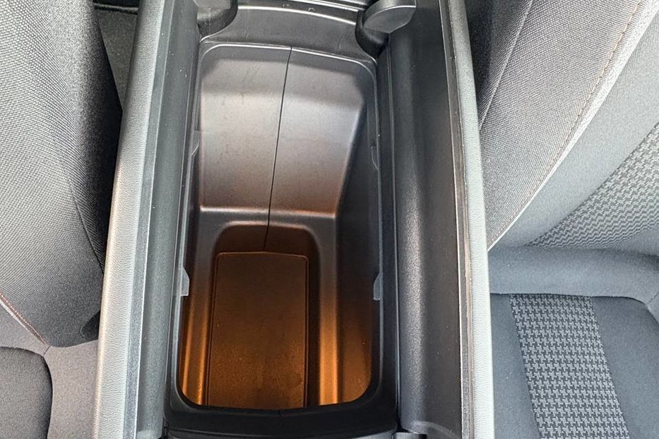 Продам Peugeot 5008 5008Active 1.5HDi 96KW AT8  2020 года в Львове