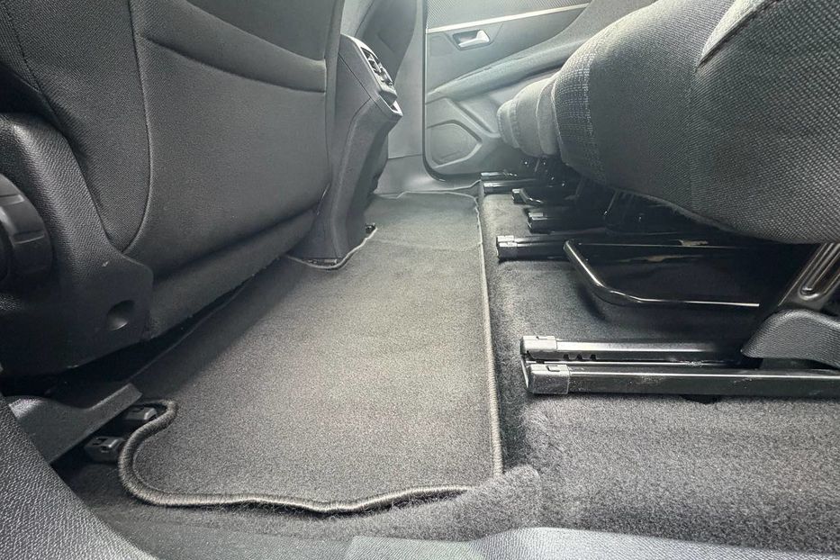 Продам Peugeot 5008 5008Active 1.5HDi 96KW AT8  2020 года в Львове