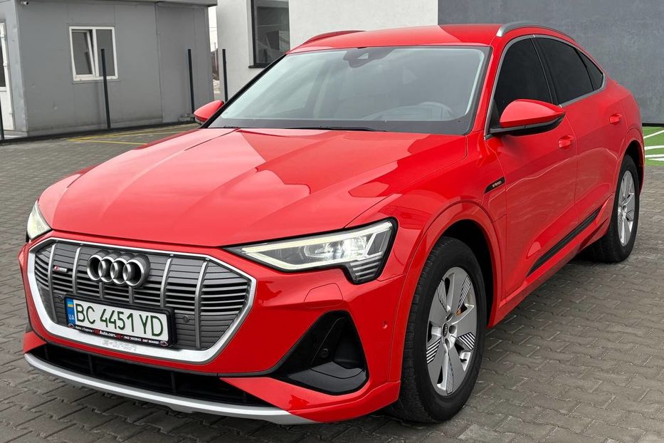 Продам Audi E-Tron Sportback S line quattro 55  2020 года в Львове