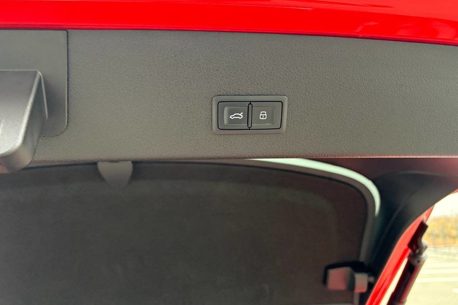 Продам Audi E-Tron Sportback S line quattro 55  2020 года в Львове